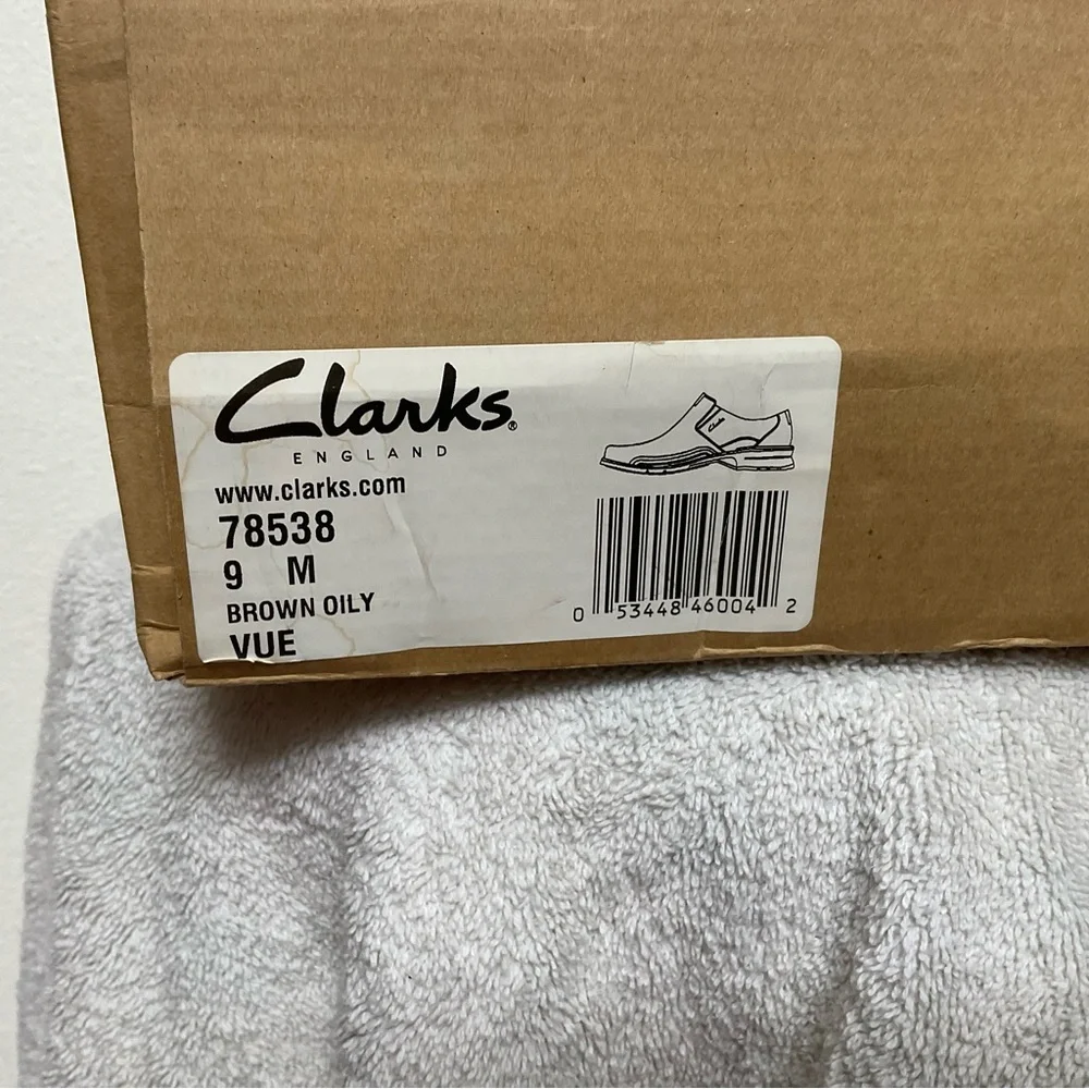 NWOT Clarks Brown Oily Vue Leather Upper Slip On Dress Shoe Men's Size 9M